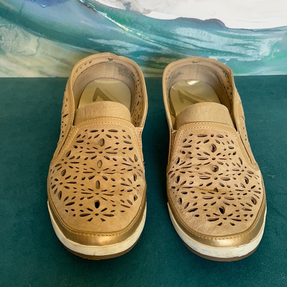 🌸3 shoes for $50 | Anne Klein slip on - Picture 1 of 5